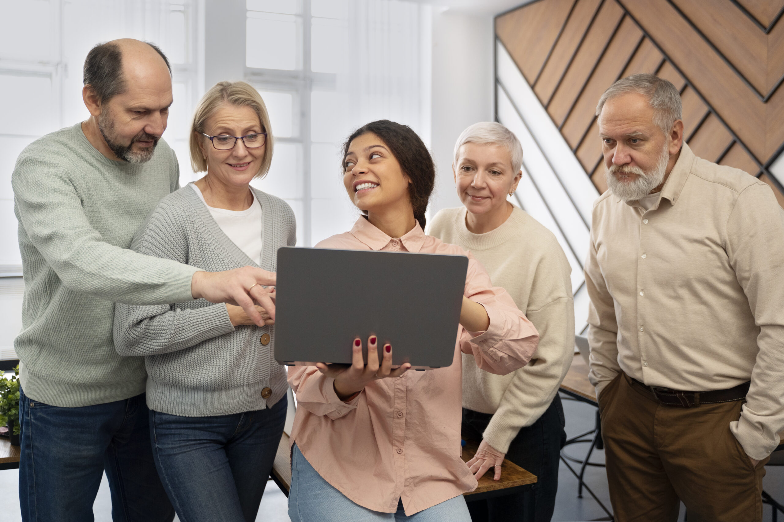 A Nova Era do Trabalho: Como as Gerações Mais Experientes Podem Brilhar no Mundo Digital